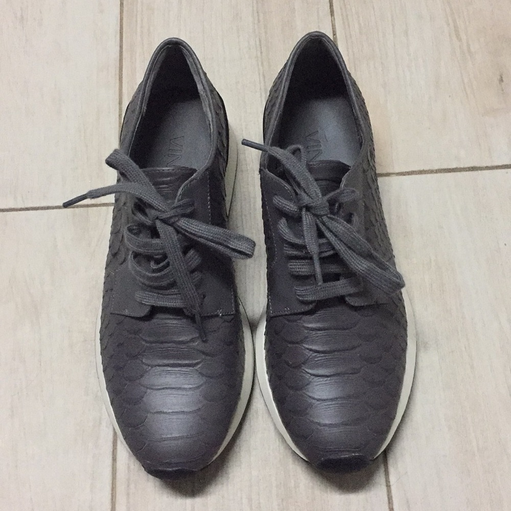 Gray Vince shoes size 5. Brand new
